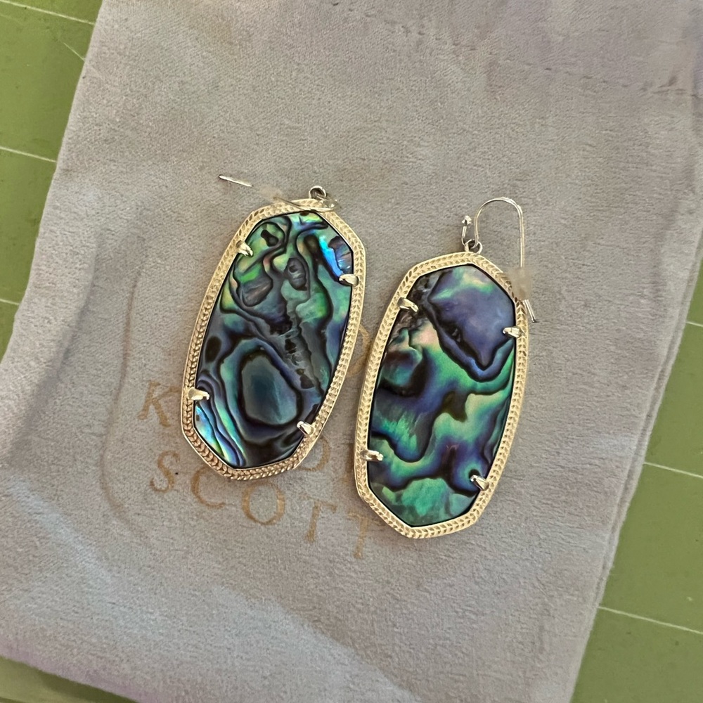 Kendra Scott Danielle Earrings